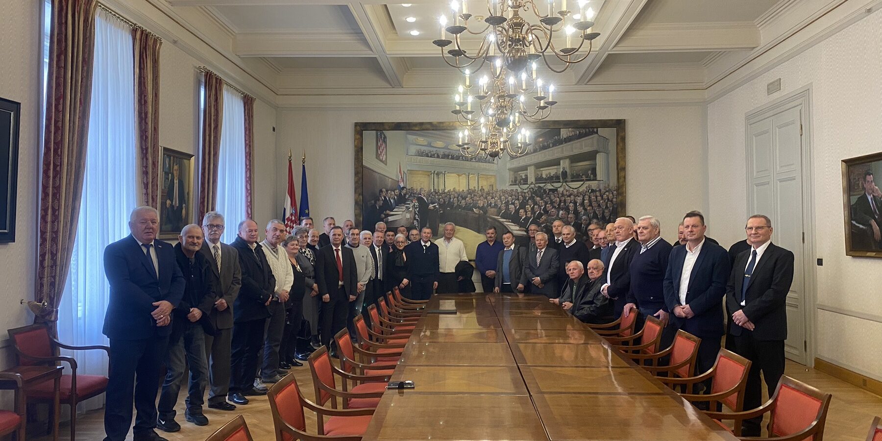 IMG-6f5689cfb4b7a1f747a5609a2563c113-V